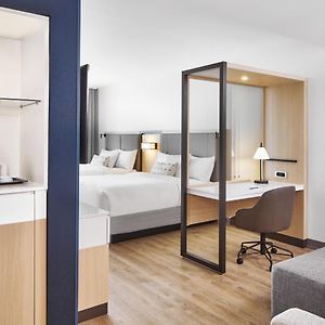 Studio Suite Mobility accessible